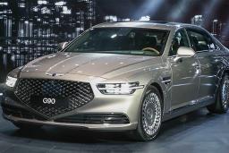2022 Genesis G90 Front Left in Beige